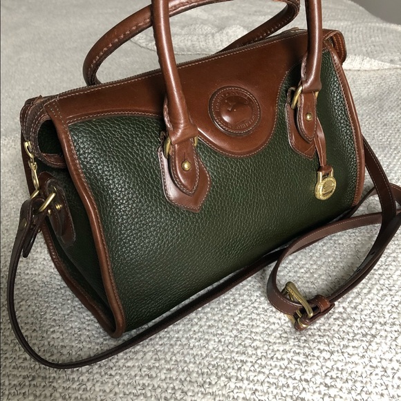 Dooney & Bourke Handbags - Dooney & Bourke Purse
